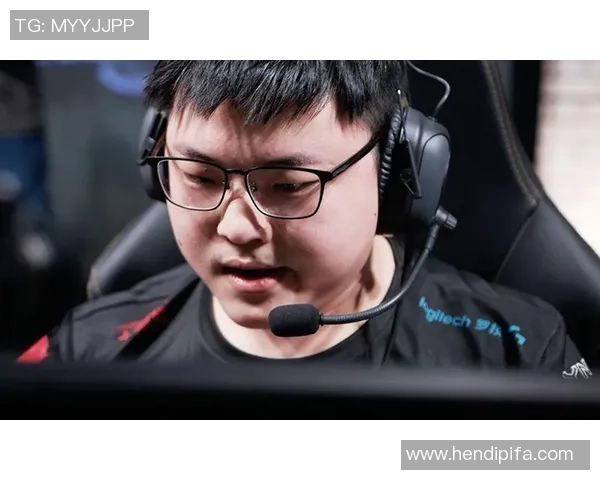 独家解析RNG战队近期状态变化与对手表现的全面对比分析 独家解析RNG战队近期状态变化与对手表现的全面对比分析