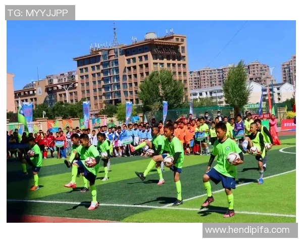 足球彩色的魅力探索与激情碰撞让我们一起感受这项运动的无限魅力与精彩瞬间